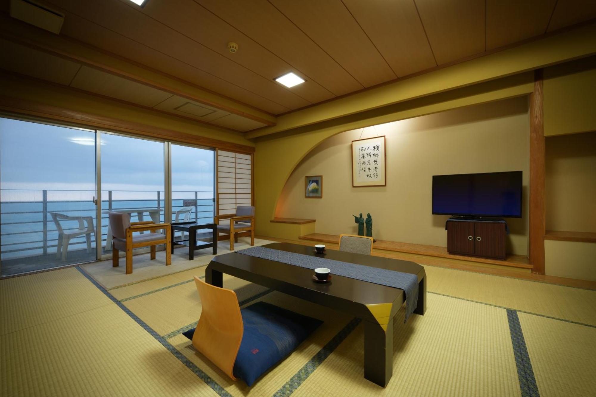 Yura Onsen Yaotome Hotel Tsuruoka Exterior photo
